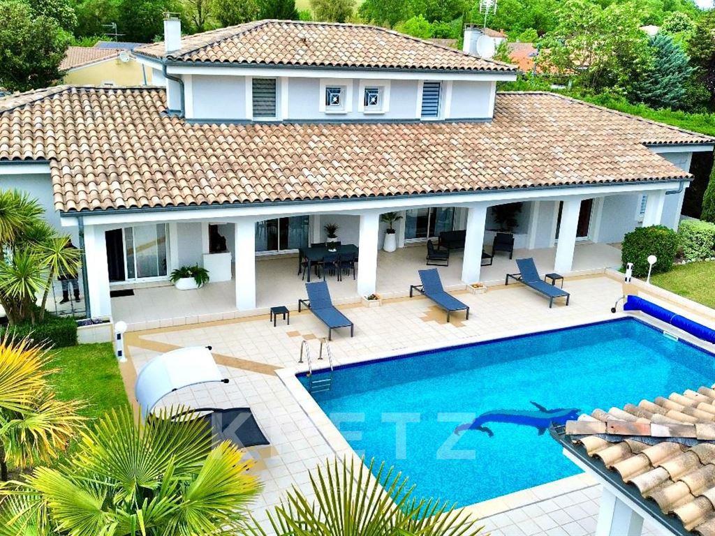 Exclusivité - Architect-designed villa just outside Toulouse