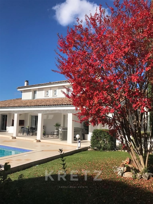 Exclusivité - Architect-designed villa just outside Toulouse