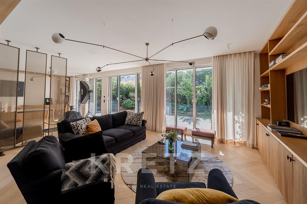 Purchase: Apartment (92200)