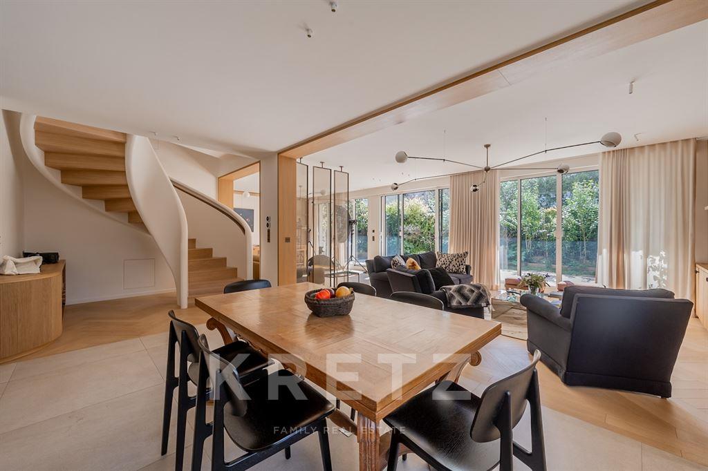 Purchase: Apartment (92200)