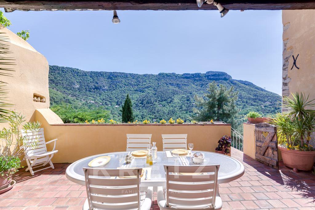 Charming Provencal house in the heart of nature
