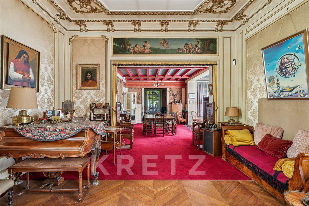 Cumpărare: Proprietate de lux (92600)