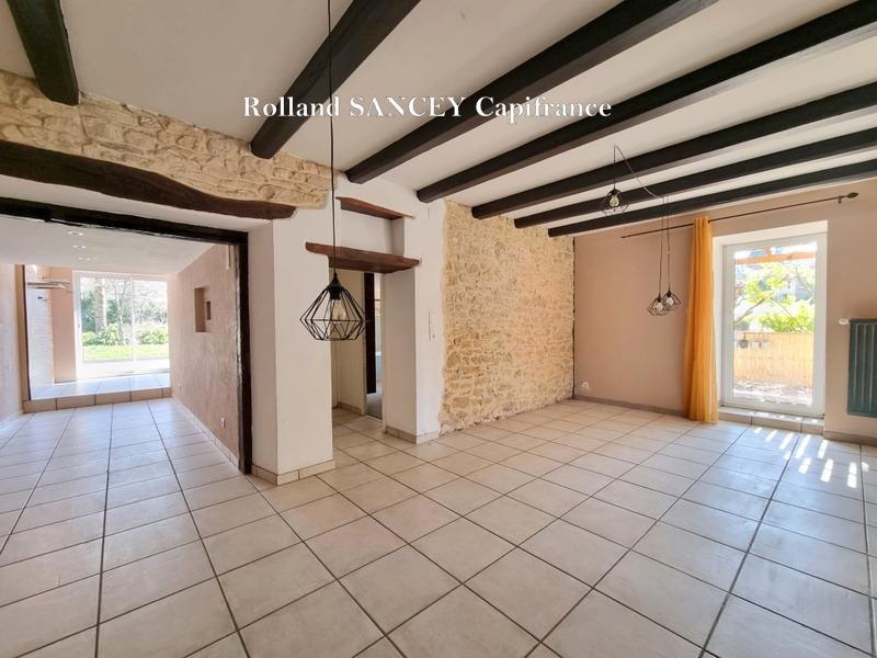 House for sale 7-room farmhouse with outbuilding on 16 ares of land in Grosne (90)