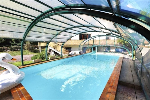 Vosges Department (88), for sale Cornimont P8 villa of 263.98 m² - Land of 3,469.00 m² - Single stor