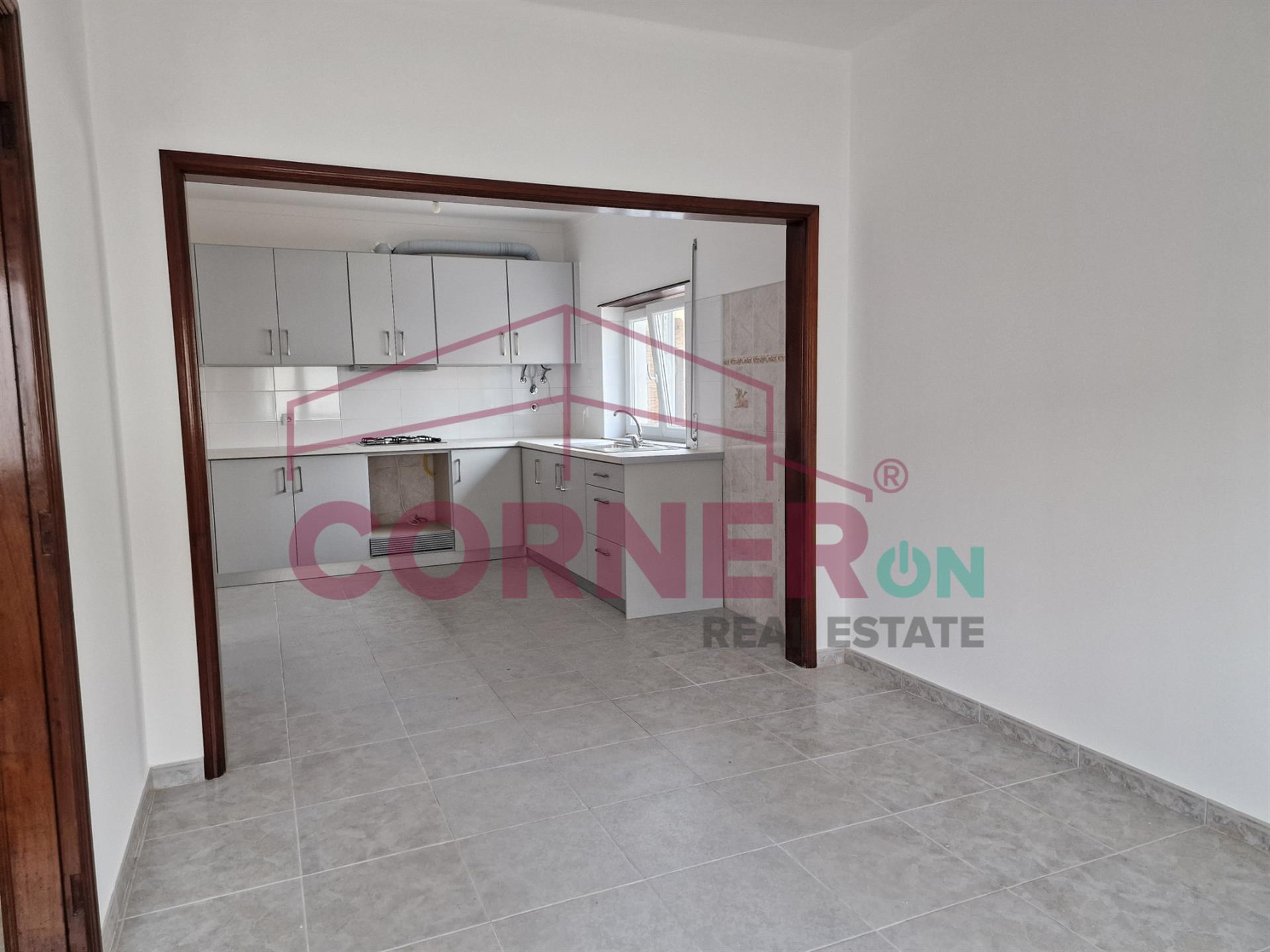 T3 + 1 House Ferrel – Peniche