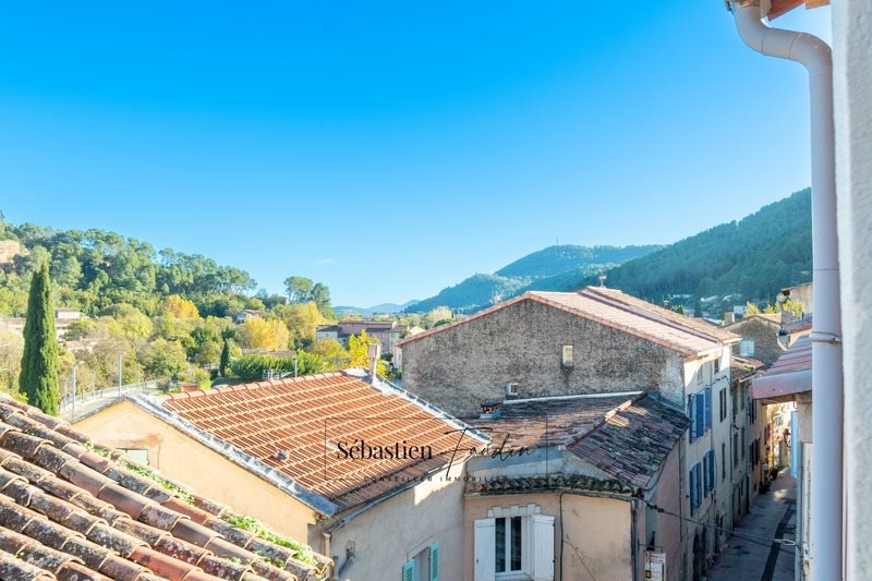 Appartement à vendre, 56m², Solliès-Toucas