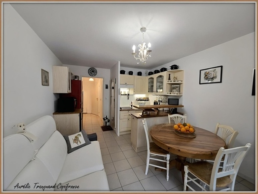 Seaside apartment for sale 2 rooms furnished and equipped on the ground floor with garage - Chatelai