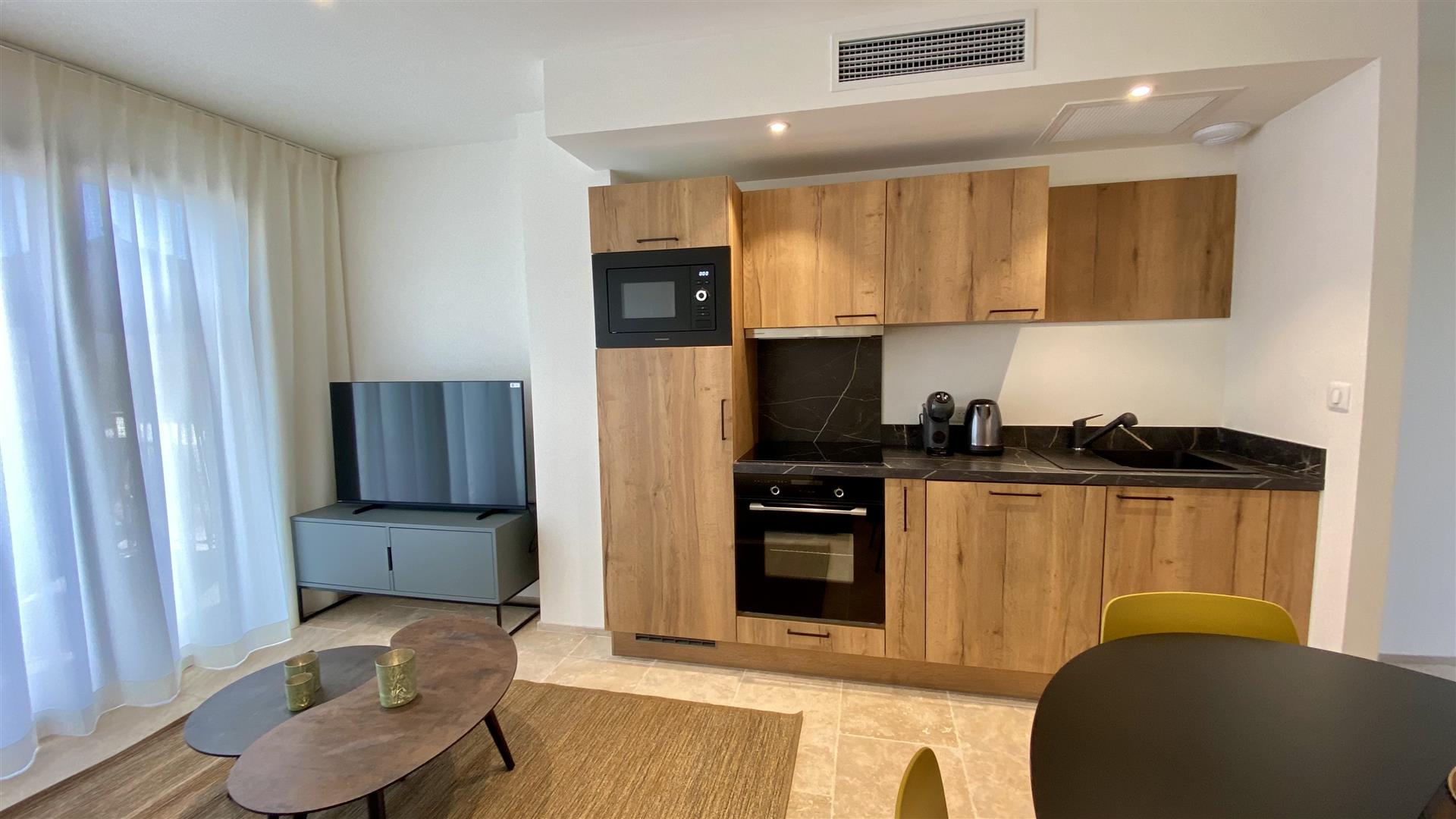For Sale: Stylish Apartment at the Foot of Mont Ventoux – € 245,000 excl. Cost