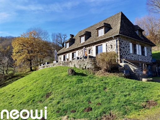 Een cocon van licht en ruimte in het hart van de Jordaanvallei.