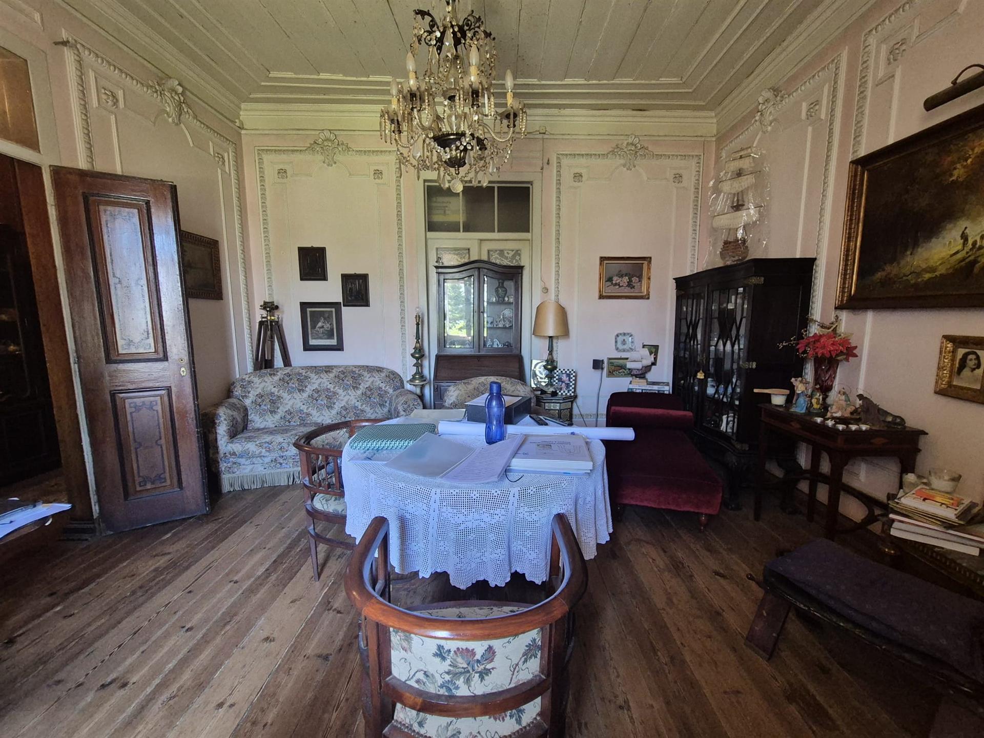 Serrão Marreiros Manor House in Odemira