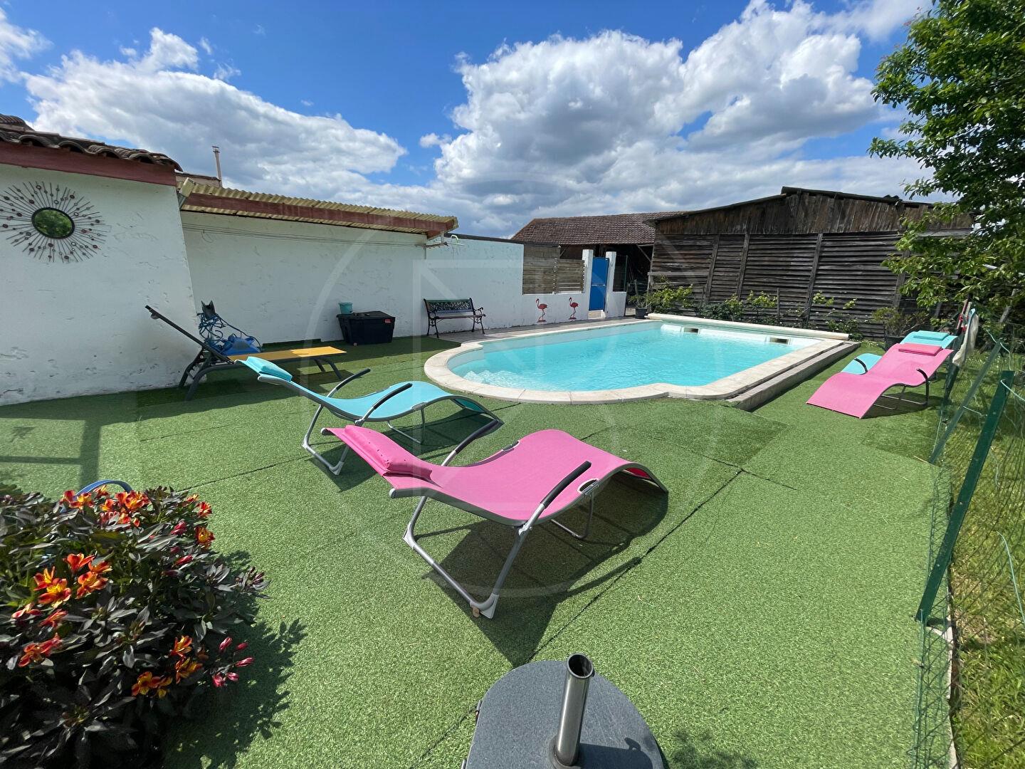 Modernised semi-detached home with pool