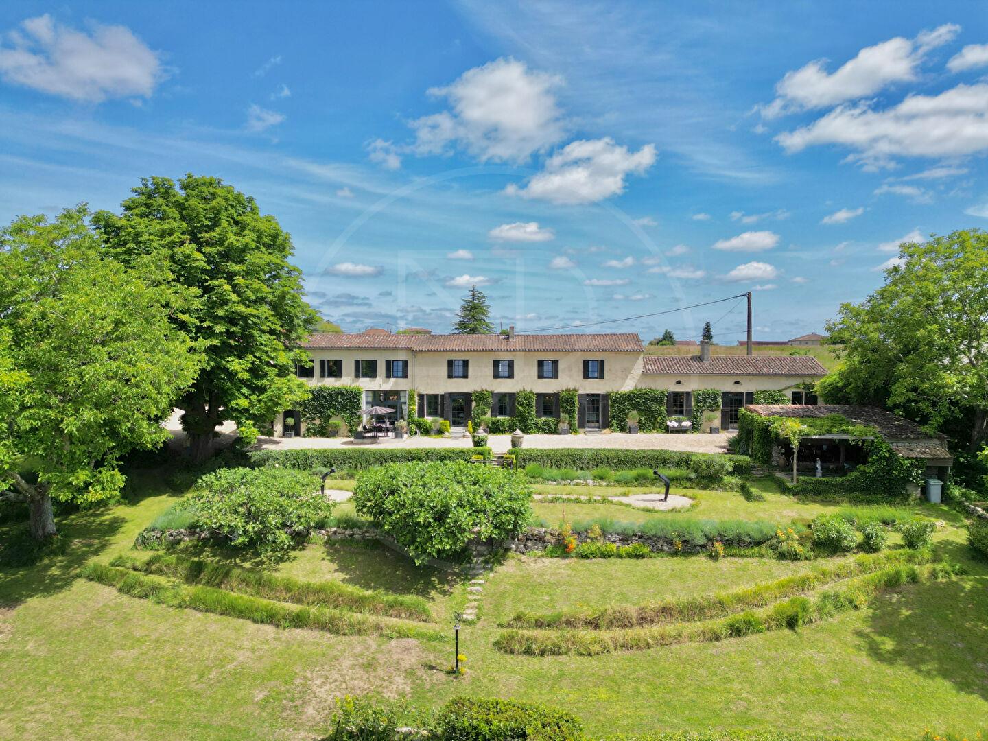 Elegant character home near Saint-Emilion