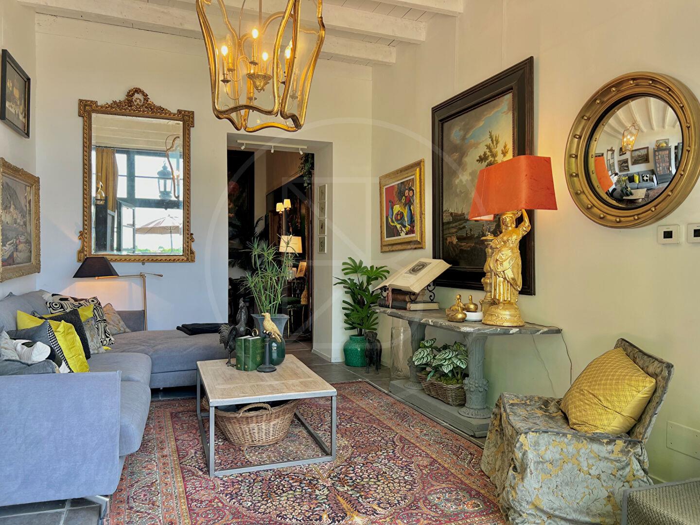 Elegant character home near Saint-Emilion