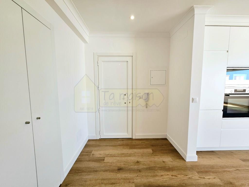 Apartamento T3 com vista deslumbrante para a Ria Formosa