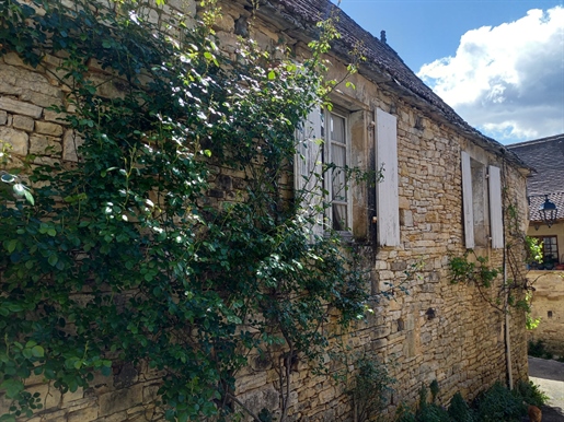 Région Prayssac - Maison ancienne en pierre avec deux chambres , grenier , cave et atelier.