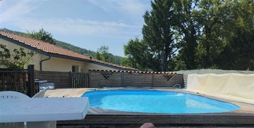 Cahors. Maison T5 avec piscine