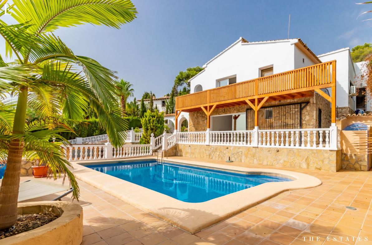 Stunning Villa with Sea Views for Sale in La Sabatera, Moraira