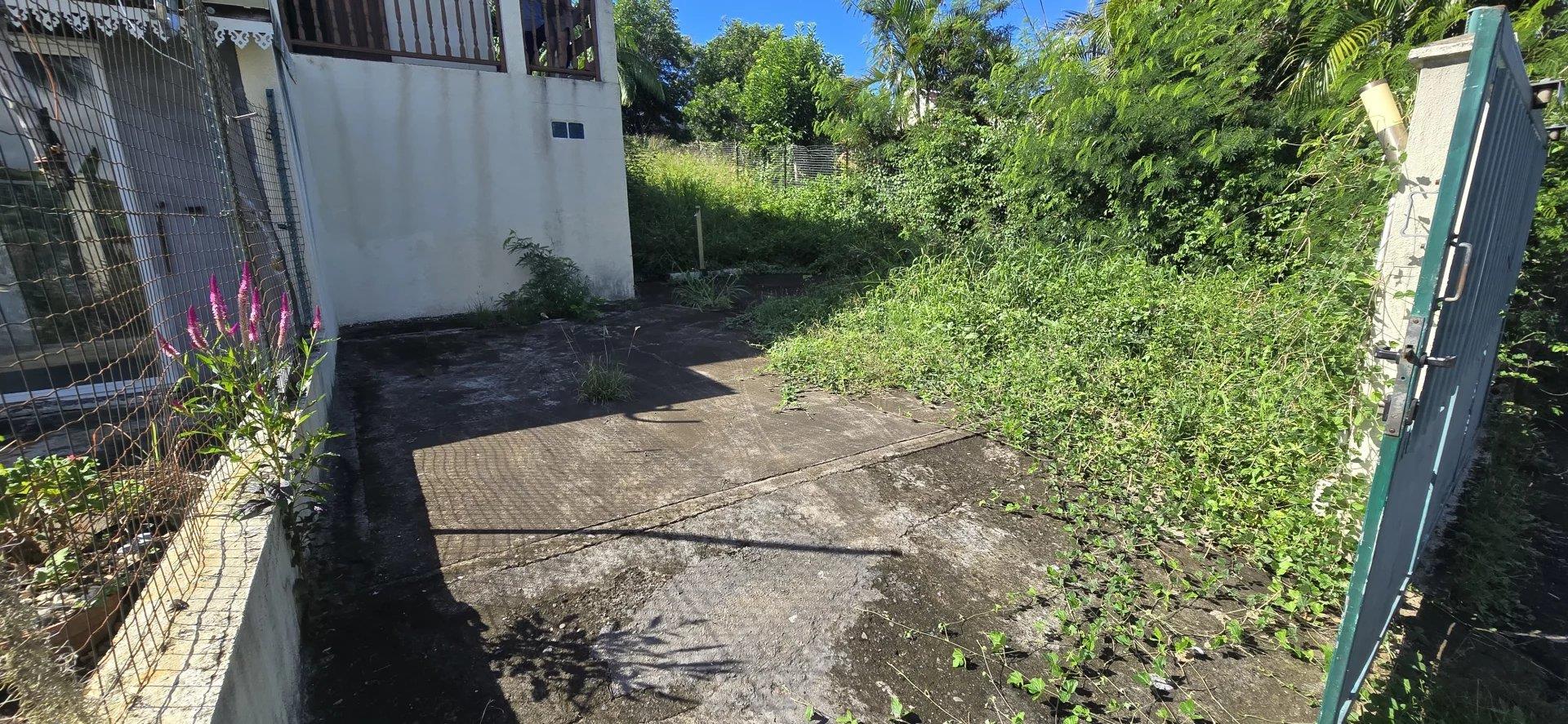 ? Unique Rental Investment Opportunity - 593m² Land With Strong Potential ?