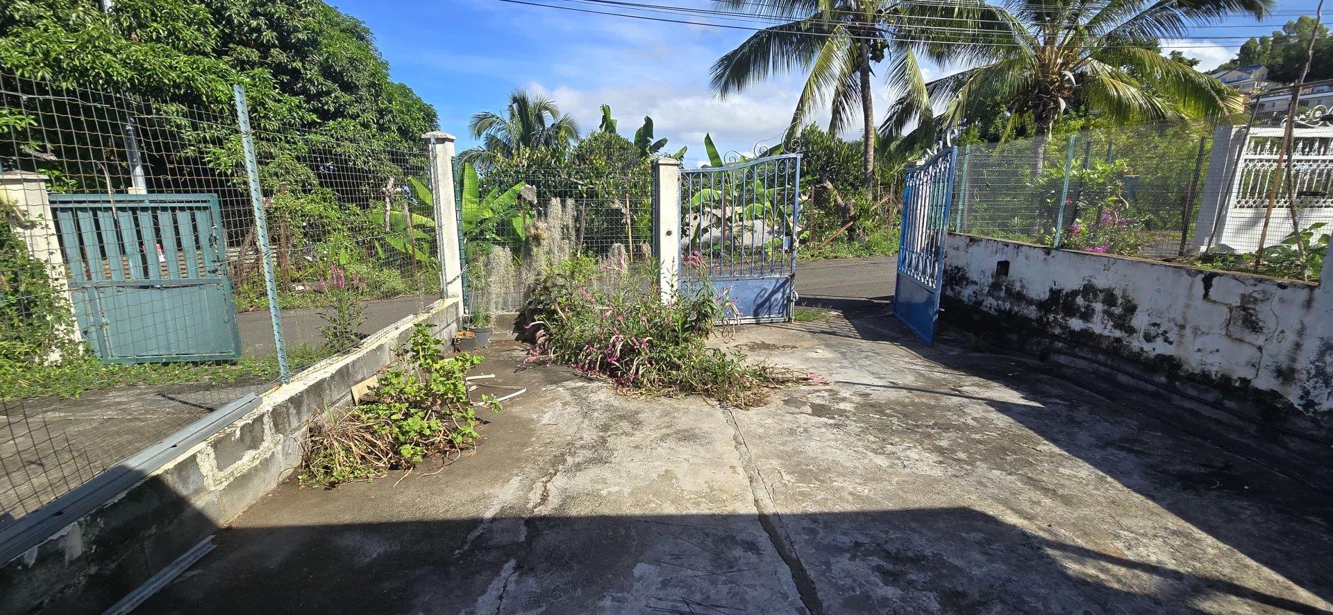 ? Unique Rental Investment Opportunity - 593m² Land With Strong Potential ?