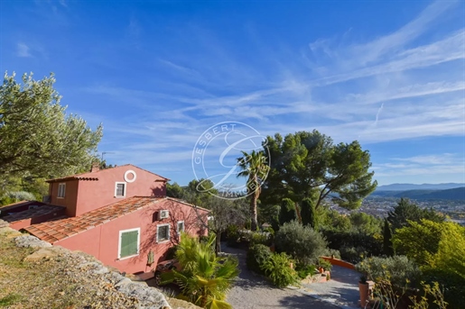 House for sale in Draguignan with panoramic view