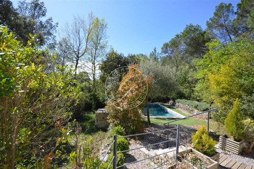 Villa Lorgues en el campo con piscina en absoluta calma