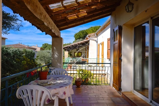 Lorgues cul-de-sac villa to renovate in the heart of an olive grove
