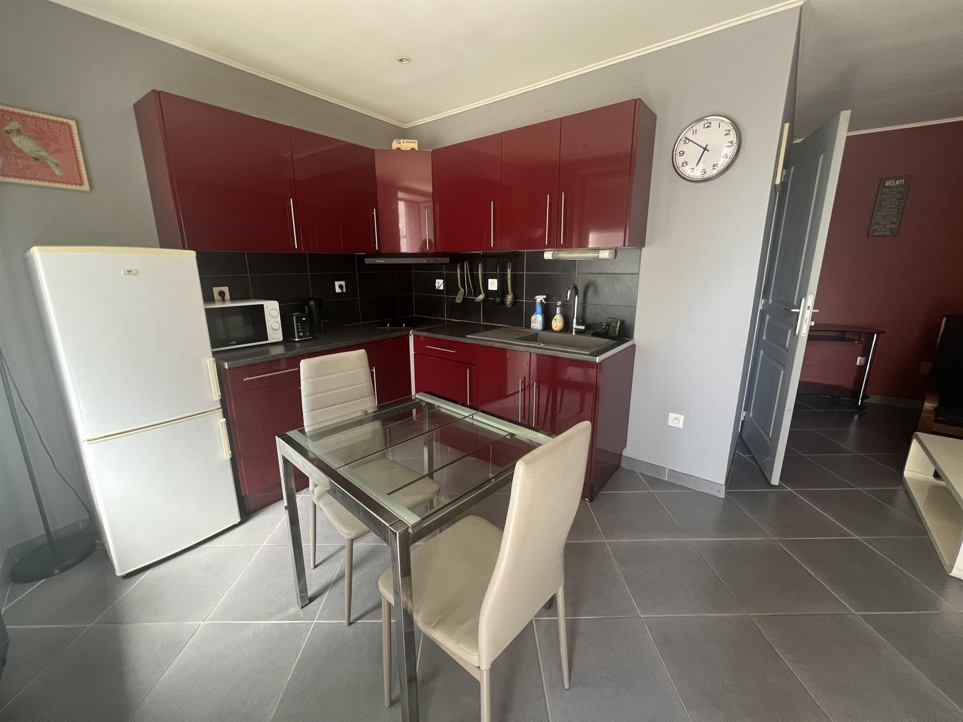 Saint-Etienne Bellevue Studio Meuble De 30m2