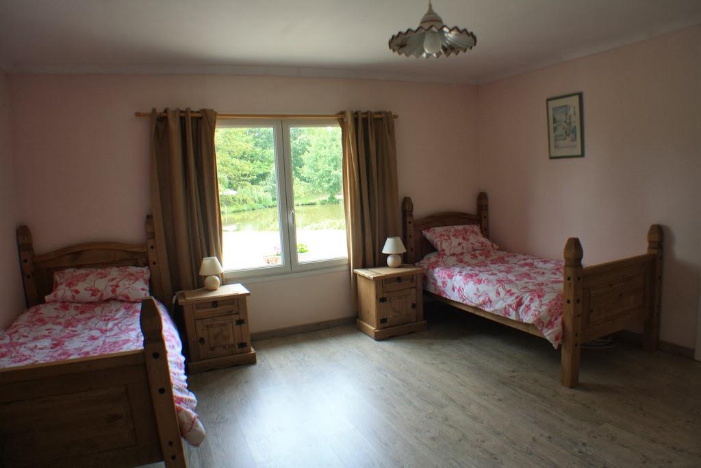 House and Gite with leisure facilities.