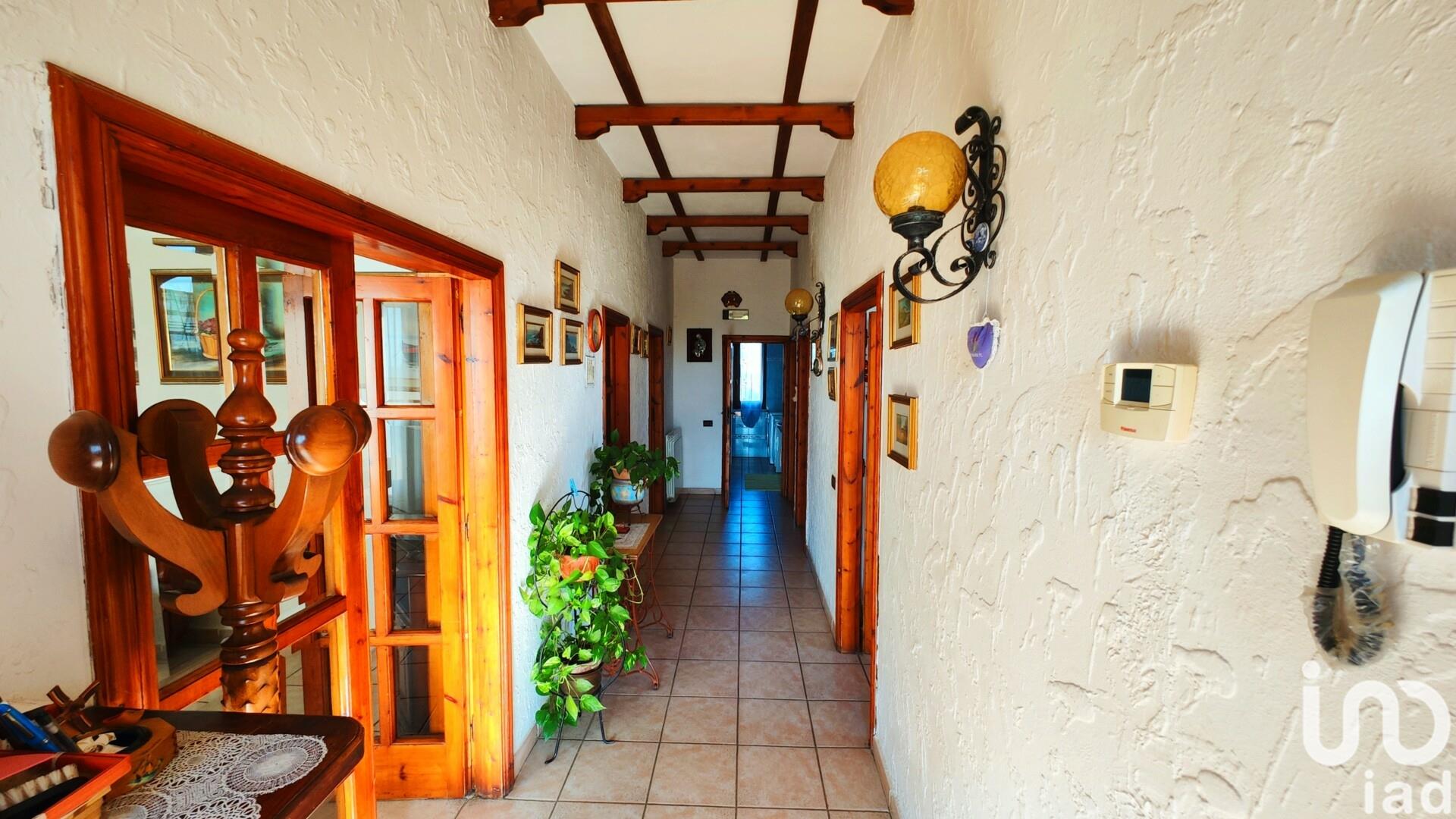 Sale Detached house / Villa 300 m² - 6 bedrooms - Rosignano Marittimo