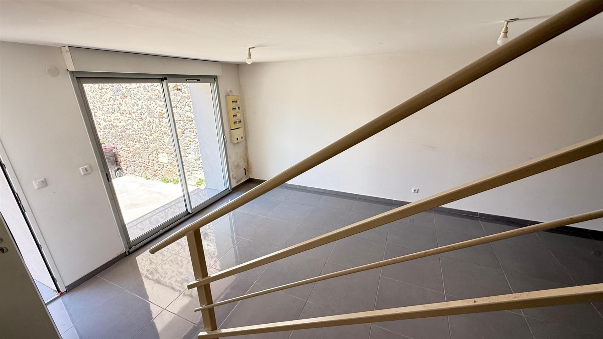 3-Room Townhouse with Terrace and Double Private Parking Cinema Area, Agde
