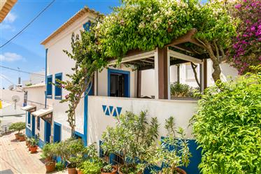 Exclusif - Charmante propriété avec vue sur la mer et 3 chambres à Burgau - Algarve