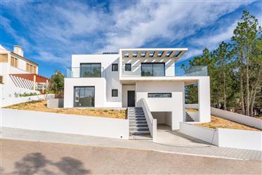 Brand New 4-Bed villa with Pool in Espartal - Aljezur - West Algarve