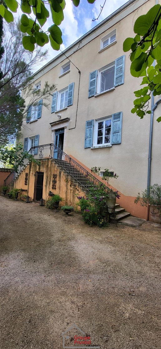 Maison Bourgeoise Beaujolaise