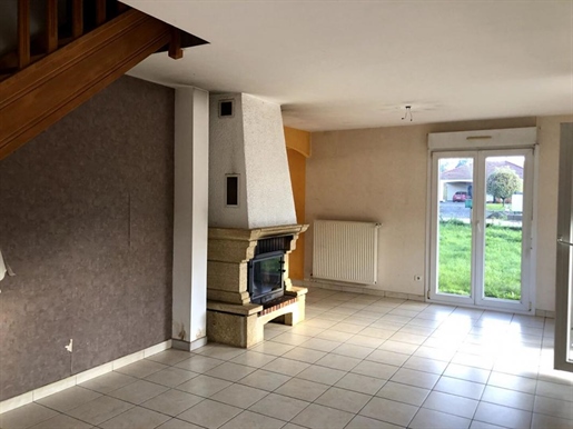 Te koop: huis 6-kamers (100 m²) in Frapelle