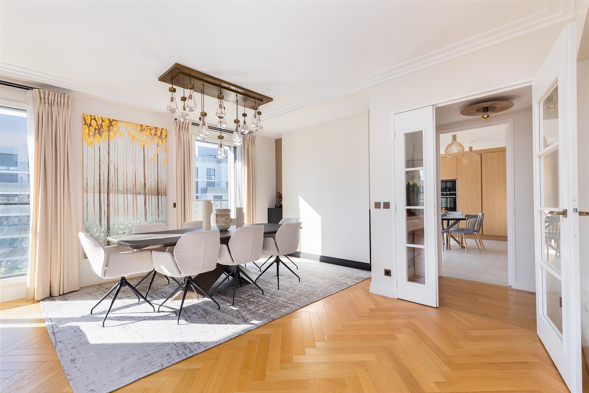 8-Sobni stan 212 m2 s terasama