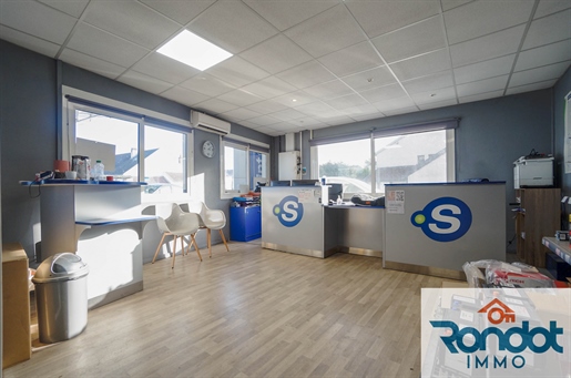 Professional premises with a surface area of approximately 800 m2