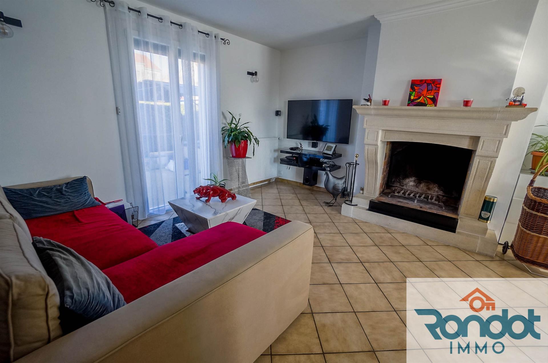 Maison 5 Pieces/3 Chambres/100M2 Environ Sur Sous-Sol Complet Et 1260 M2 De Terrain