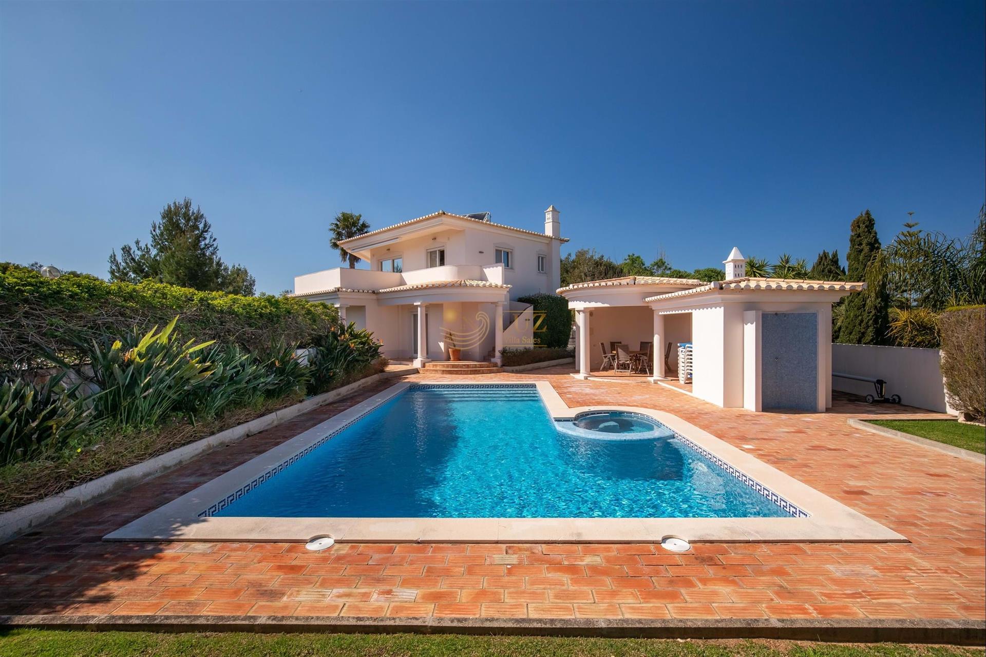 Purchase: House (8600)