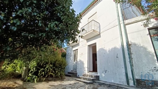 Home / Villa with 5 Rooms in Viana do Castelo with 191,00 m²