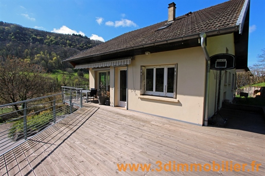 Nur 5 Minuten von Lons-le-Saunier (39 Jura) entfernt, steht ein