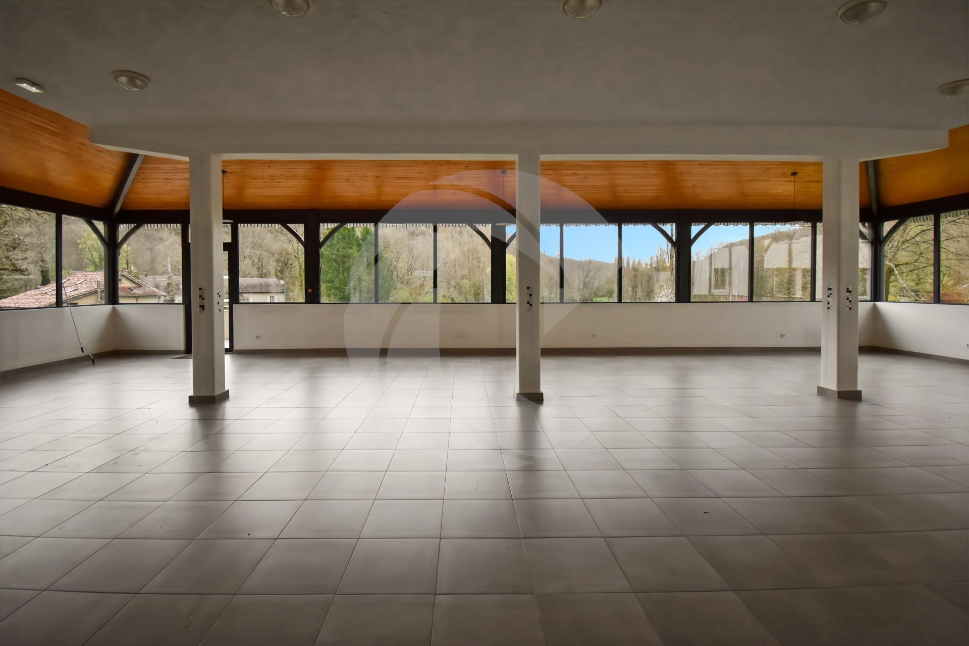 Compra: Vivenda (82160)