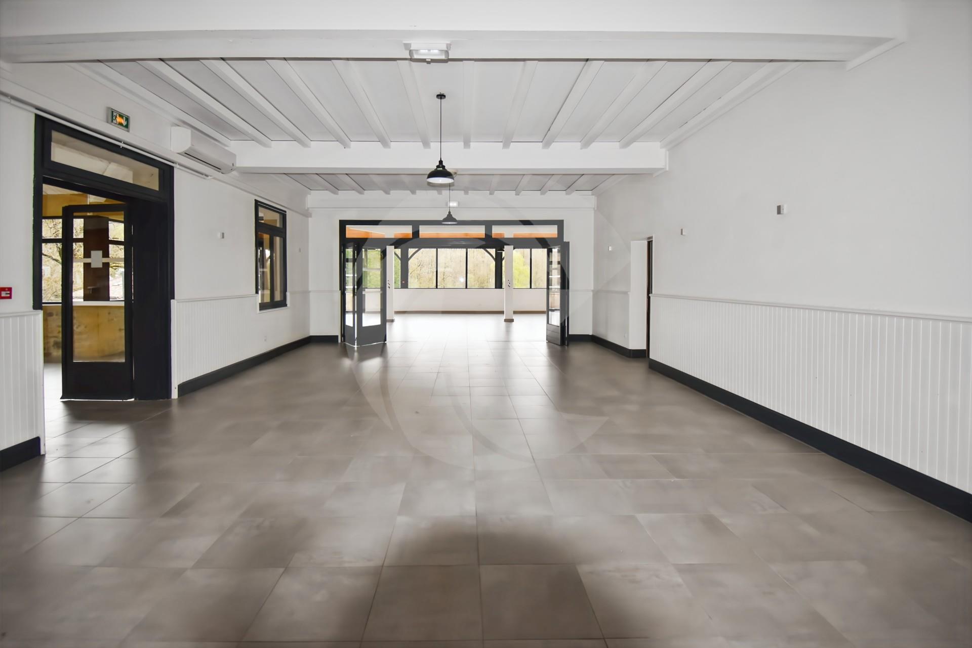 Compra: Vivenda (82160)