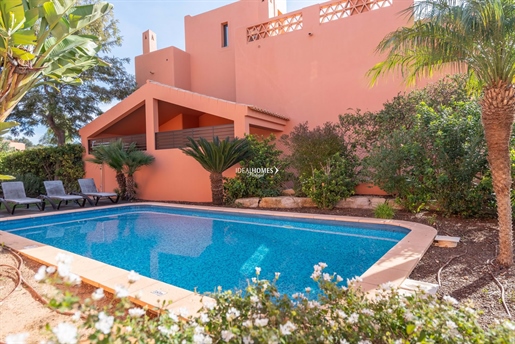 Villa de 3 chambres à vendre à Alcantarilha