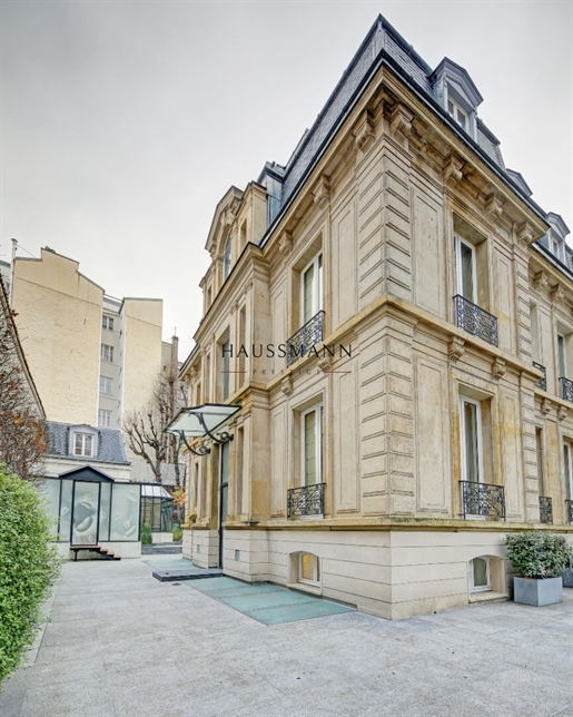 Private Hotel Paris Xvi Eme