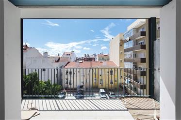 Studio T0 with outdoor space - Estefânia, Lisbon