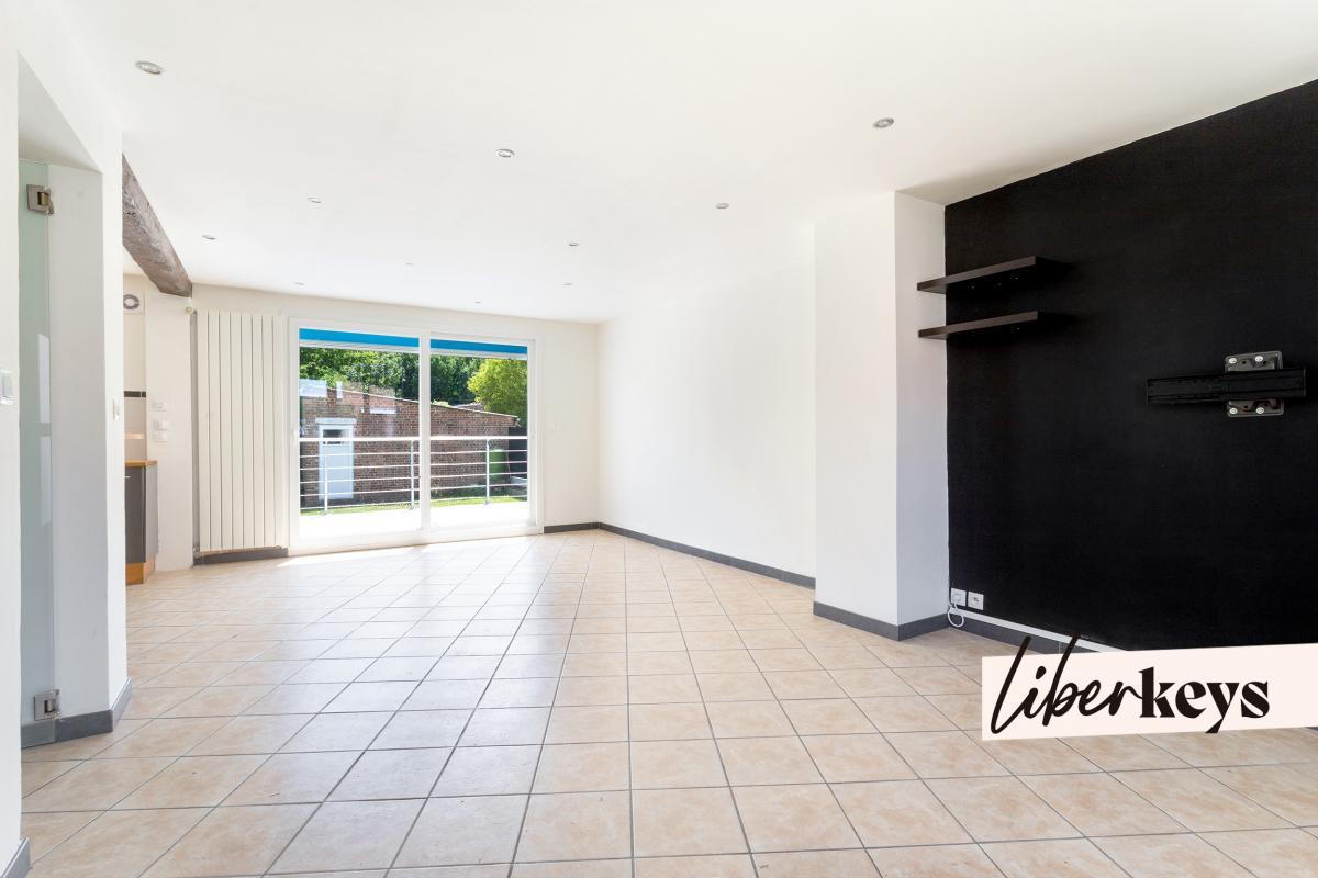 Maison 4 pièces - 2 garages - jardin - 90 m²