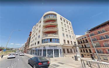 Locale  148 m2 In Vendita . Malaga