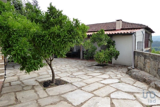 Home / Villa with 6 Rooms in Braga with 397,00 m²