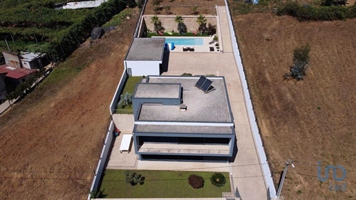 Casa T3 em Margaride (Santa Eulália), Várzea, Lagares, Varziela e Moure de 349,00 m²