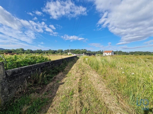 Construction land in Viana do Castelo with 324,00 m²